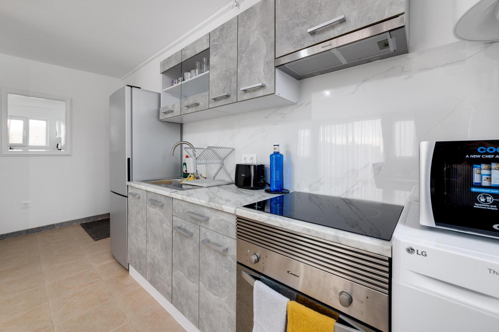 Cosy Apartment Near The Sea トレビエハ エクステリア 写真