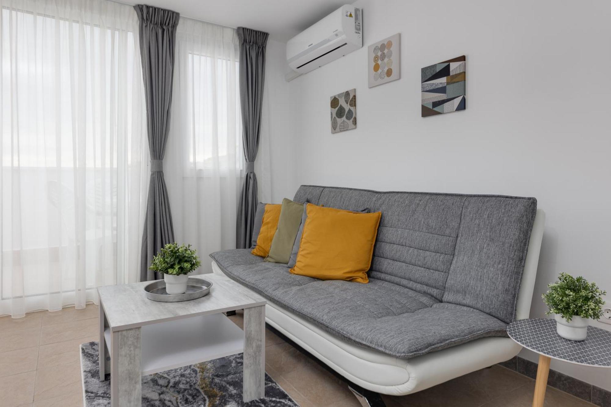 Cosy Apartment Near The Sea トレビエハ エクステリア 写真